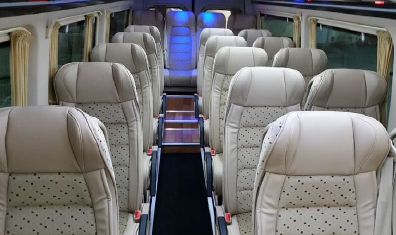 Italy: Coach company in Sicily in Sicily and Syracuse