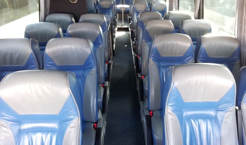 Malta: Coaches hire in Malta region in Malta region and Marsaskala (Wied il-Għajn)